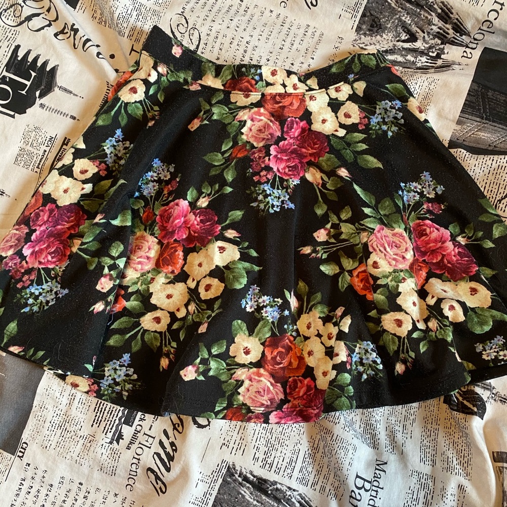 Forever 21 skater skirts